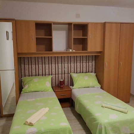Apartmani Rosa Zubovići Exteriör bild